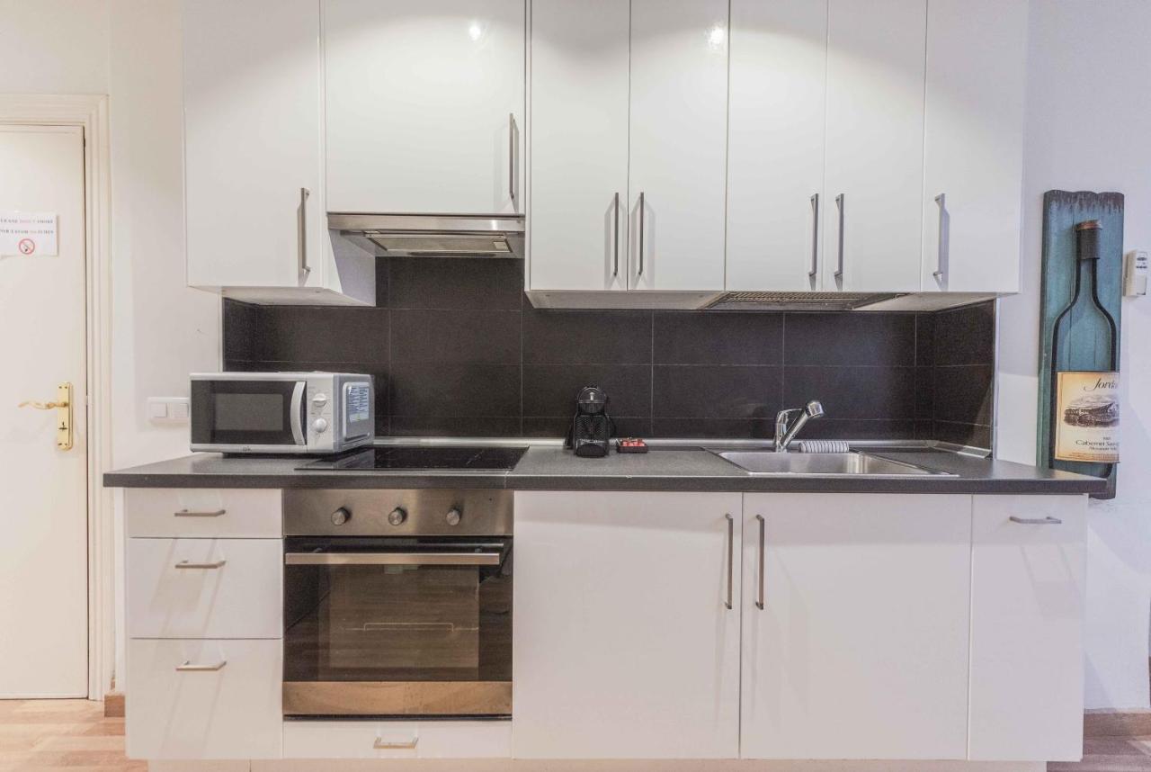 Modern Gem In Heart Of Malaga, Near Sights Rems Appartement Buitenkant foto