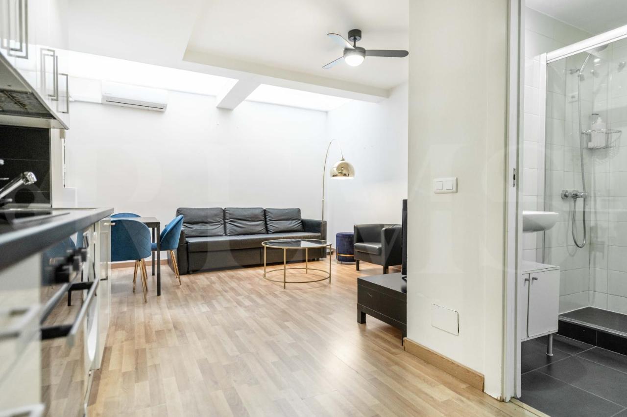 Modern Gem In Heart Of Malaga, Near Sights Rems Appartement Buitenkant foto