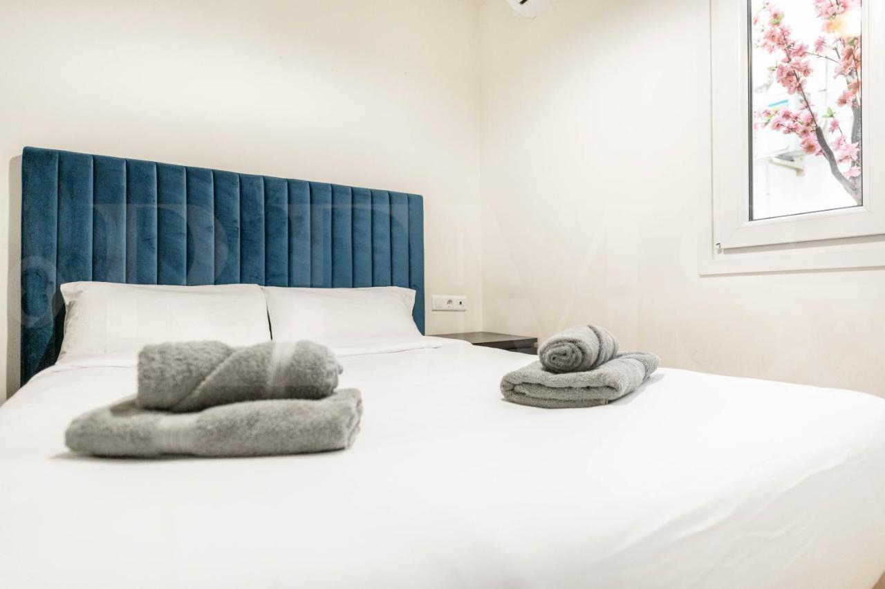 Modern Gem In Heart Of Malaga, Near Sights Rems Appartement Buitenkant foto